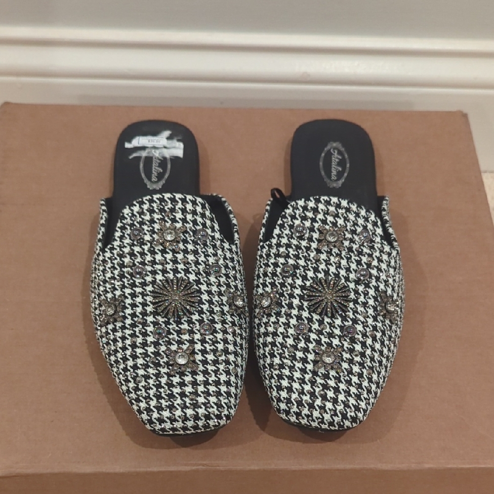 Atalina Embellished Mules-sz 10W